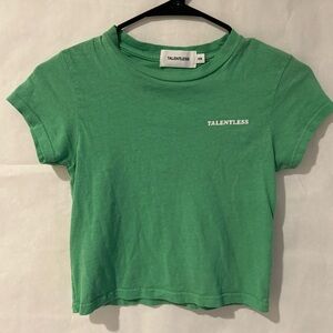 TALENTLESS green cropped t shirt size Xs